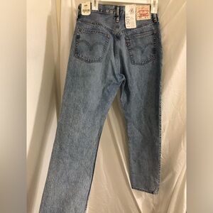Levi's 501 Original Fit Jeans Women 28x32‎ Straight Leg Button Fly Denim jeans